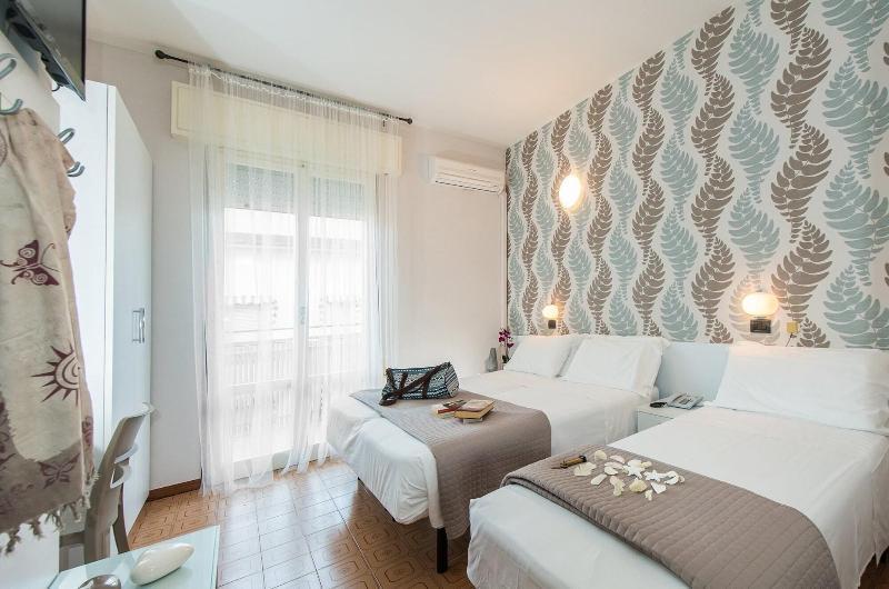 Hotel Ervill 리미니 외부 사진