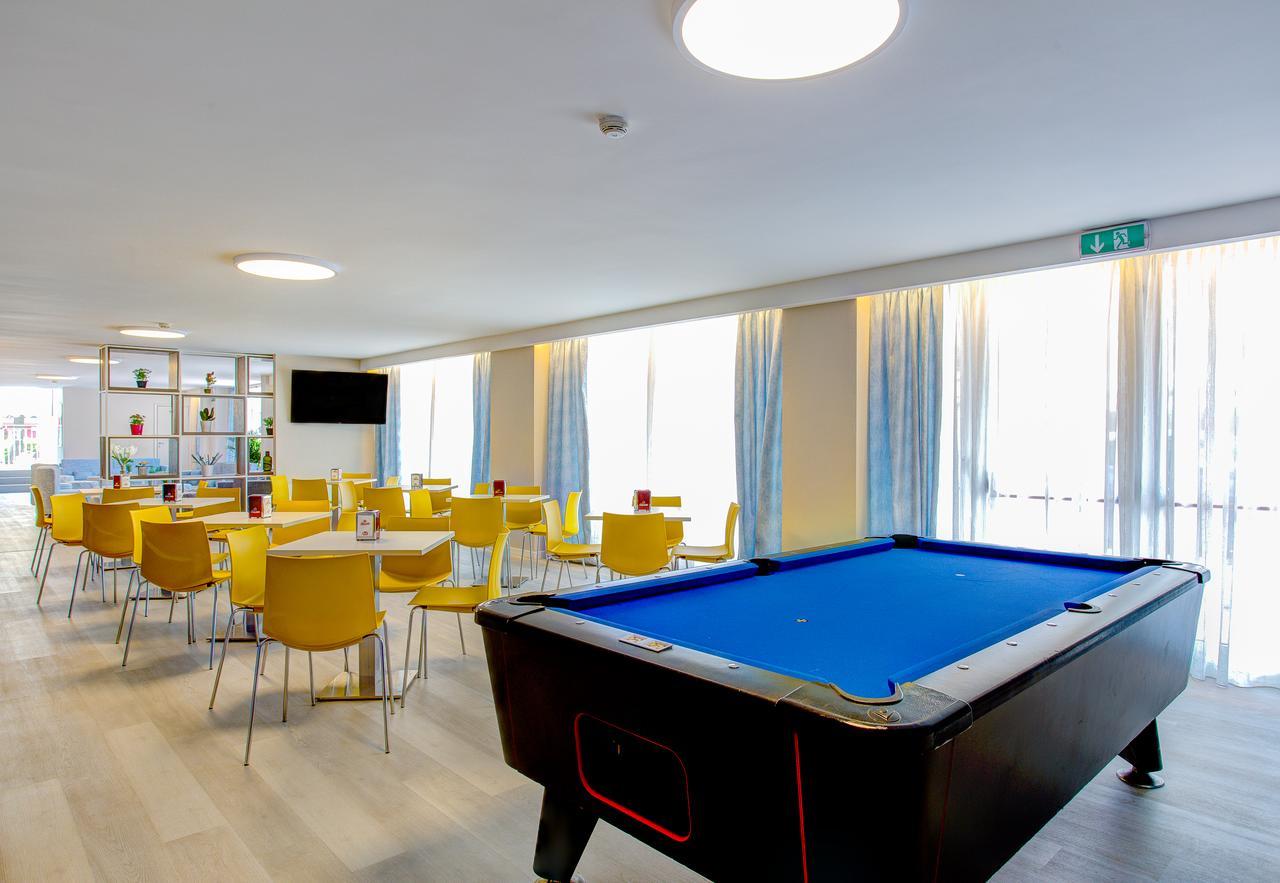 Hotel Ervill 리미니 외부 사진